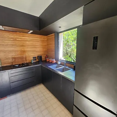 Grande Maison Avec Piscine A Montpellier