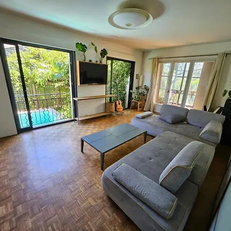 Belle Avec Piscine A Villa *