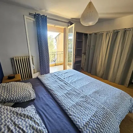 Belle Avec Piscine A *